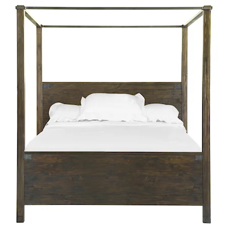 Queen Poster Bed in Rustic Pine Finish